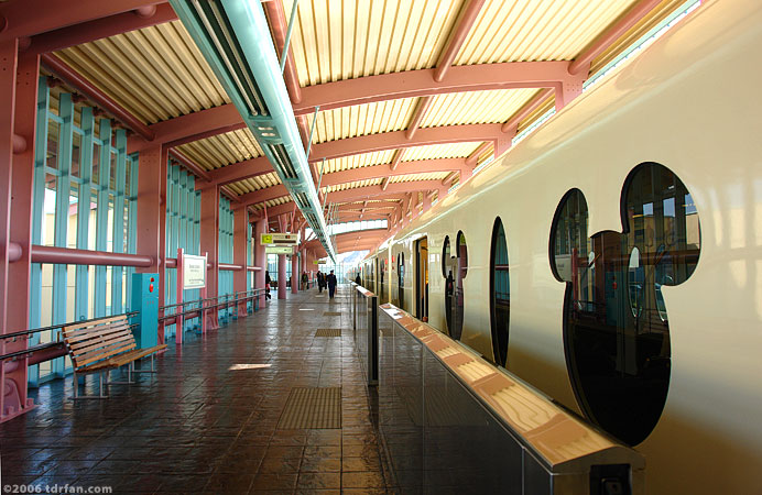 Disney Resort Line Monorail