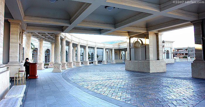 Tokyo DisneySea Hotel MiraCosta