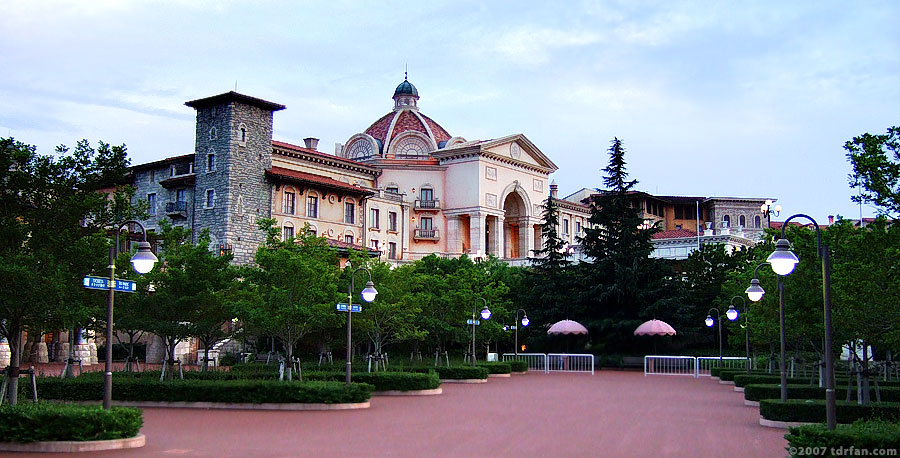 Tokyo DisneySea Hotel MiraCosta