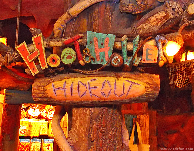 Hoot & Holler Hideout