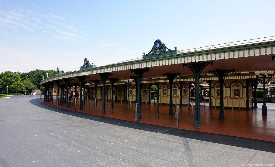 Overview of Tokyo Disneyland