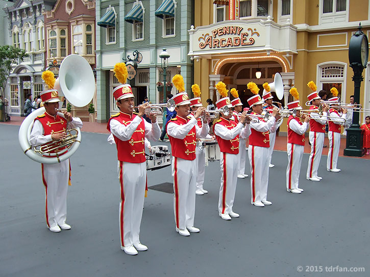 Tokyo Disneyland Band