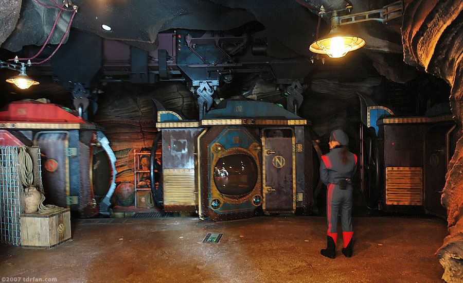 20,000 Leagues Under the Sea Gallery Tokyo DisneySea